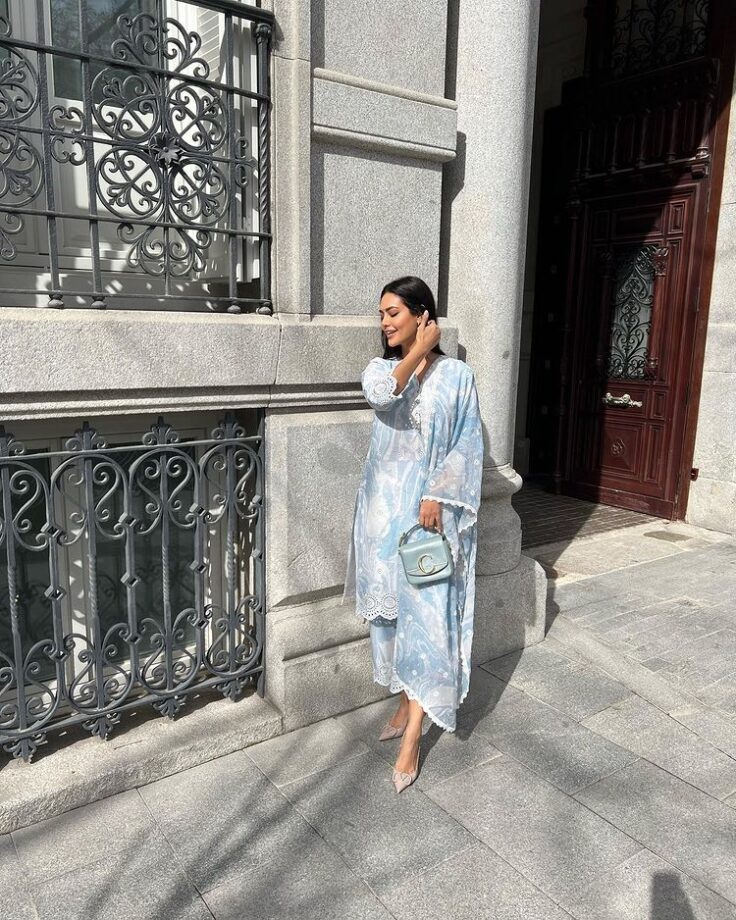 Esha Gupta looks gorgeous in sky blue patiala salwar suit, we love it 774158