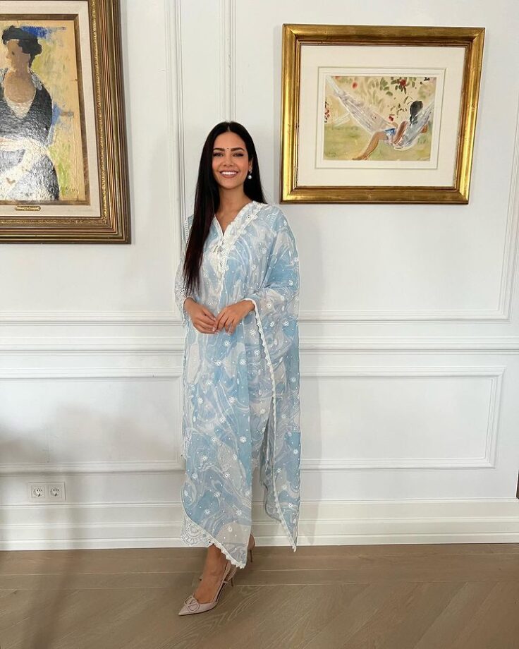 Esha Gupta looks gorgeous in sky blue patiala salwar suit, we love it 774159