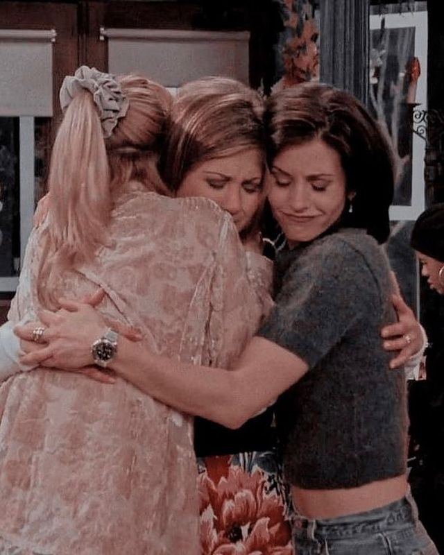 F.R.I.E.N.D.S Reunion: Jennifer Aniston and Lisa Kudrow attend Courteney Cox’s Hollywood Walk Of Fame ceremony, former pens emotional note 778384