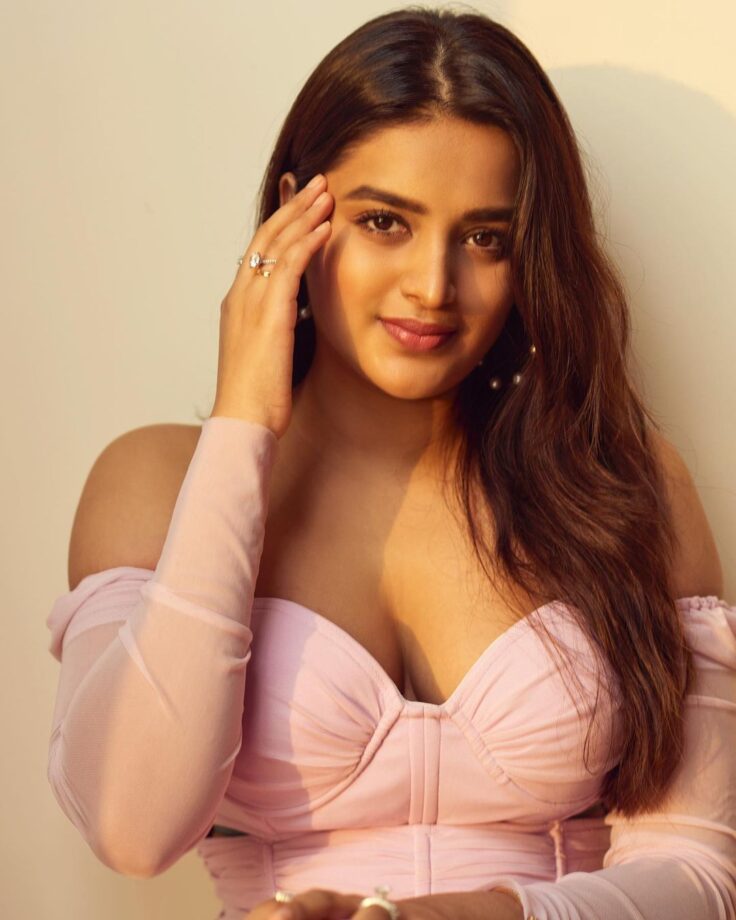 Fashion Battle: Nidhhi Agerwal Or Mithila Palkar; Who Looks Bewitching In Western Outfits? 772892