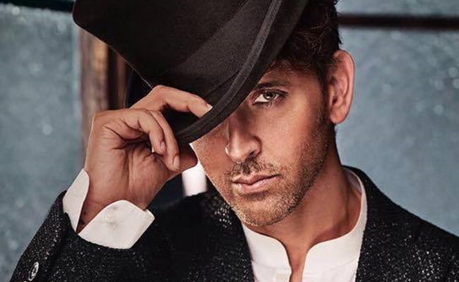 Hrithik Roshan Is World's 2nd Attractive Man; Here Is The Reason Behind 796527