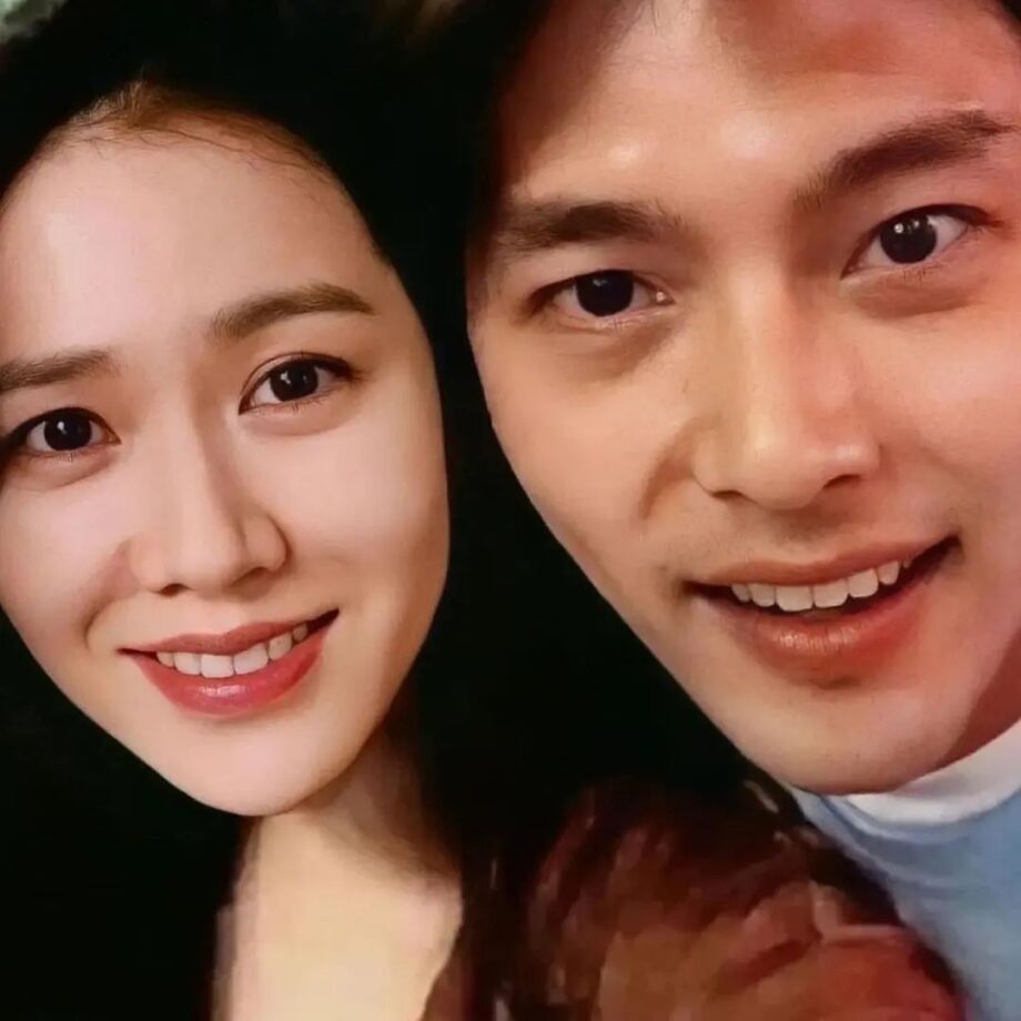In Pic: Hyun Bin Shares Adorable Selfie Picture With Wife Son Ye-jin; Says, 'Beautiful Feeling In The World' 773691