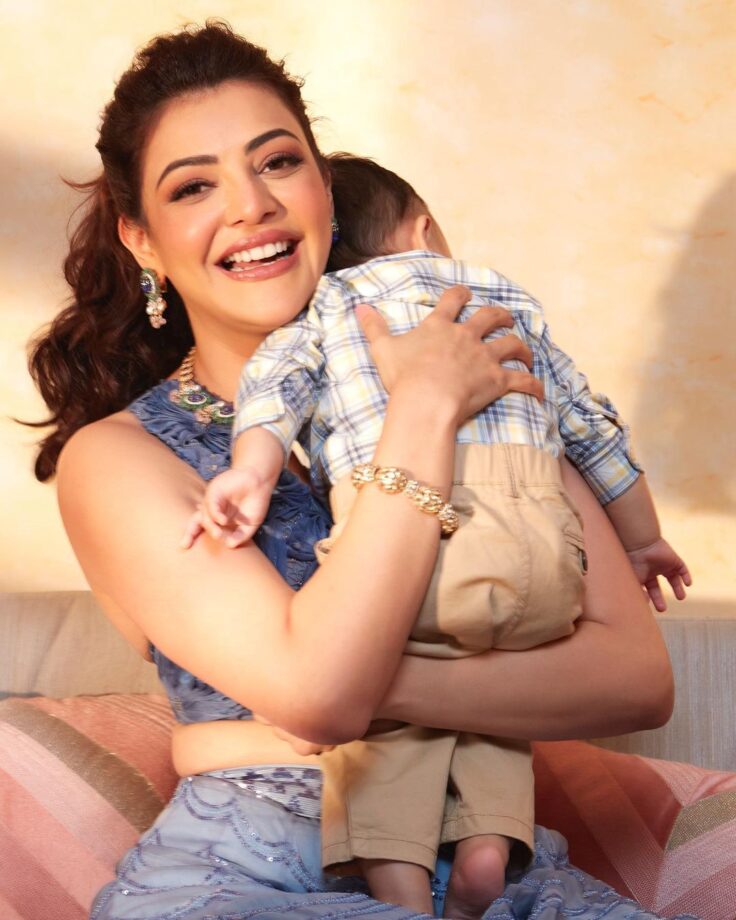 Janhvi Kapoor and Kajal Aggarwal extend cute hugs to special ones, check out 772643