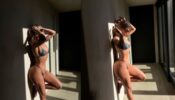 Khloe Kardashian shines bright in tiny silver bikini, see pics 771781