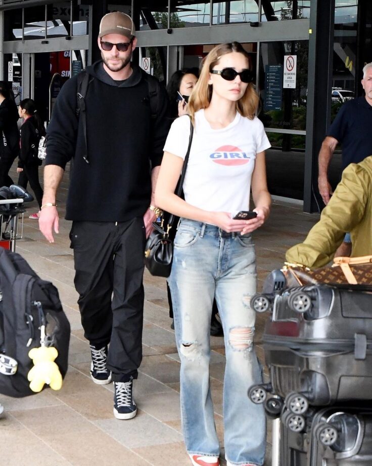 Liam Hemsworth and Gabriella Brooks arrive in Australia as Miley Cyrus leads the charts for a third week with 'Flowers' 769191