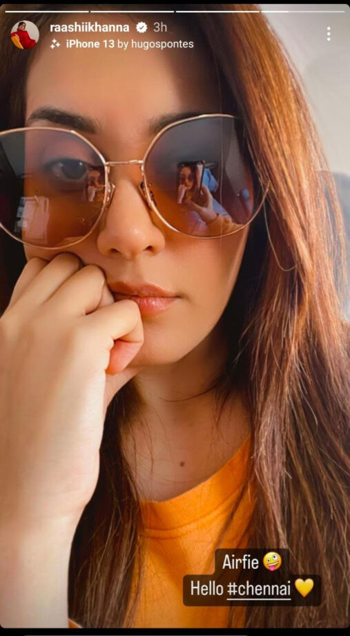 Raashii Khanna Shows Her Sunglasses Selfie Game In Orange Outfit, Check Now! 773011