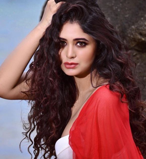 Ritabhari Chakraborty's Scintillating Attire In White And Red Speaks Volumes Of Her Oomph Factor 777889