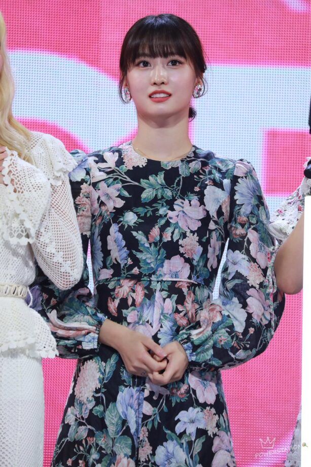 Twice Momo's Charismatic Looks In Floral Fits 775764
