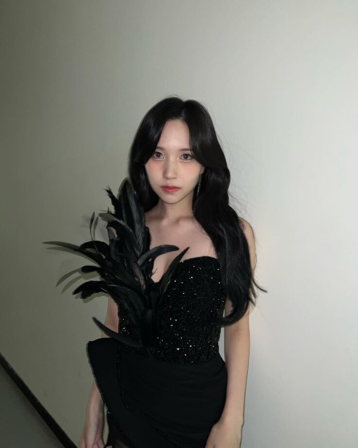 Twice's Mina And Jihyo, Their Most Sensational Killer Looks In All-Black Outfits, See Pics 774960