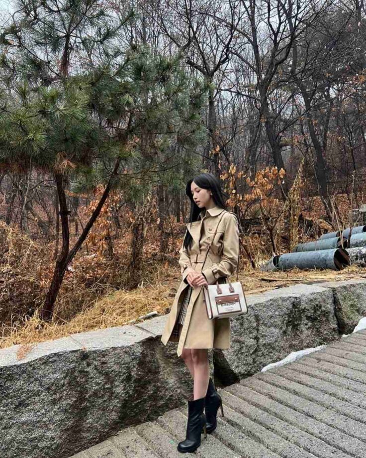 Twice's Mina Takes Fashion A Level Up In A Trench Coat And Checked Skirt; See Pics 772782