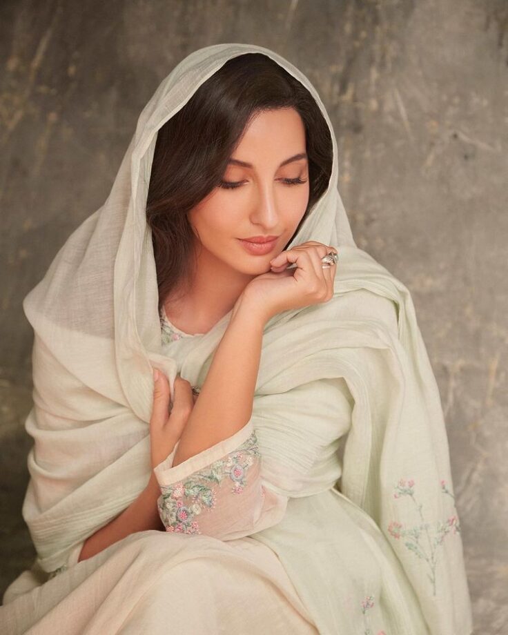 5 Times Nora Fatehi Looked Breathtaking In Ethnic Outfit 782924