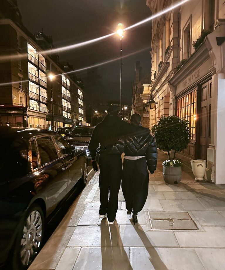 Alia Bhatt Shared A Picture Series Of Herself From London Vacation; Rhea Kapoor Loved It! 790237