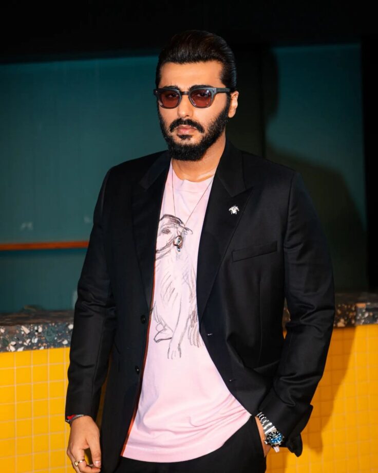Arjun Kapoor's Bold Fashion Statement Steals The Show In A Blazer And Pant Outfit 792224