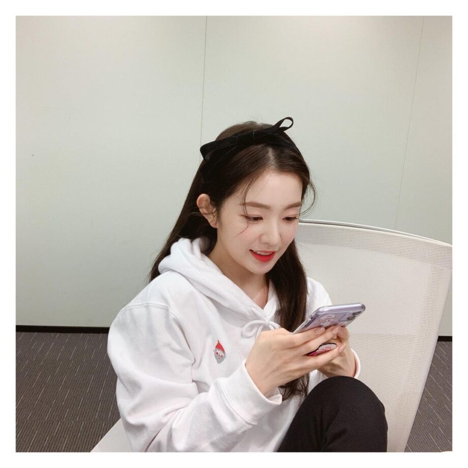 Check Out: Red Velvet Irene In Her Statement Outfits 787950