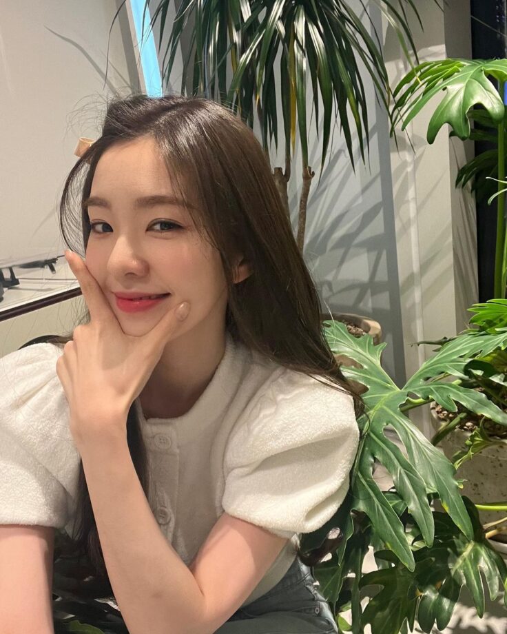 Check Out: Red Velvet Irene In Her Statement Outfits 787942
