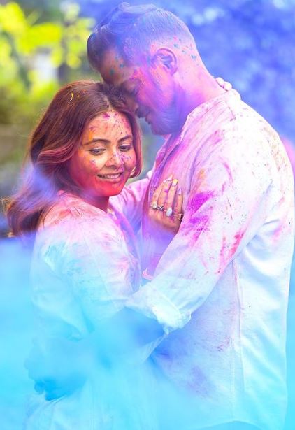 Devoleena Bhattacharjee Enjoys Playing With Colours This Holi with Her Husband 783185