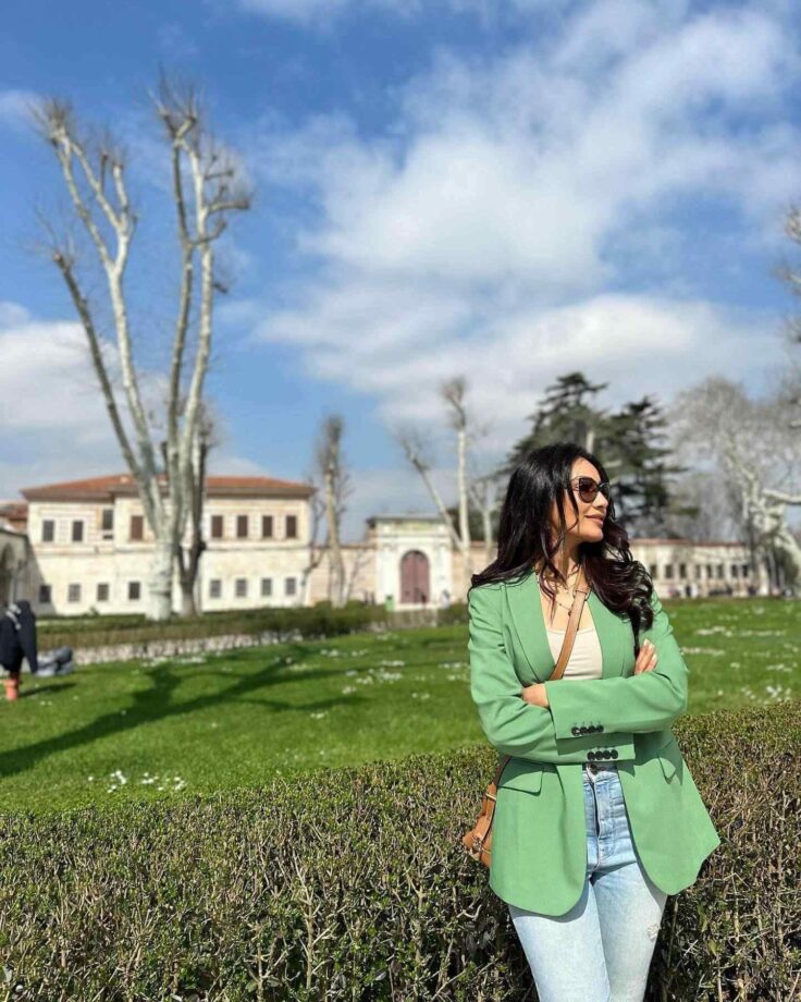 Dressy or Casual? Take guide from Nia Sharma and Surbhi Jyoti 787657