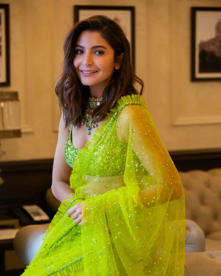 Fashion Face-Off: Katrina Kaif Or Anushka Sharma; Who Looks Bewitching In Sabyasachi Sarees? 792212