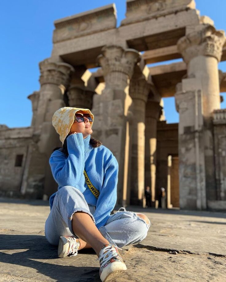 Hina Khan's Travel Posts In Her Visit To Egypt 782278