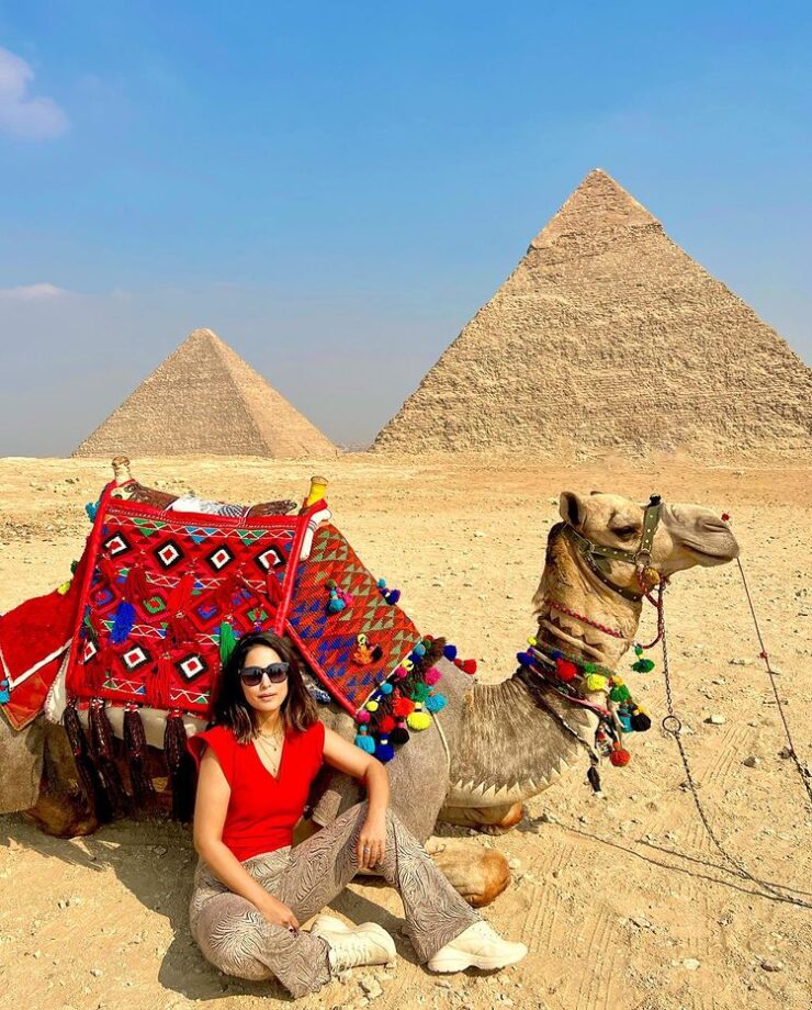 Hina Khan's Travel Posts In Her Visit To Egypt 782281