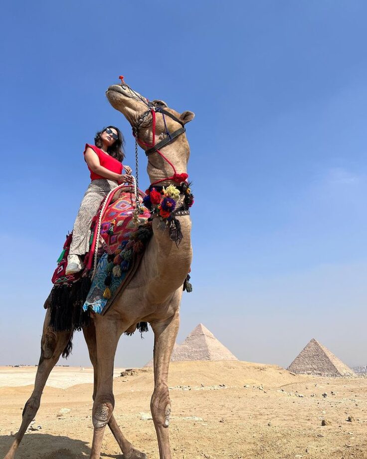 Hina Khan's Travel Posts In Her Visit To Egypt 782286