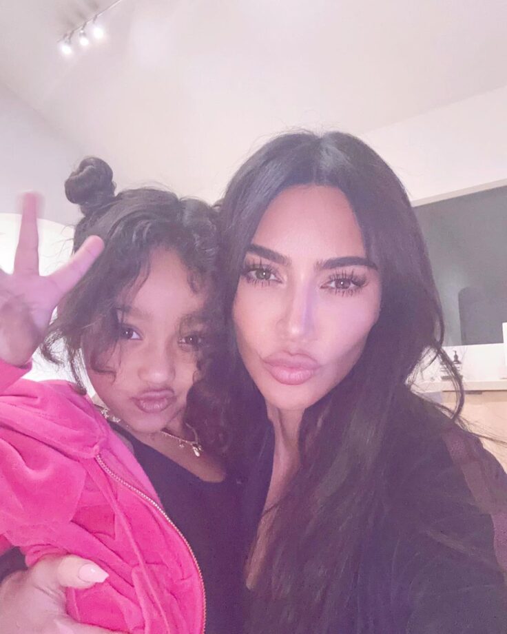In Pics: Kim Kardashian Shares Sweet New Picture With Her Daughter Chicago West 788011
