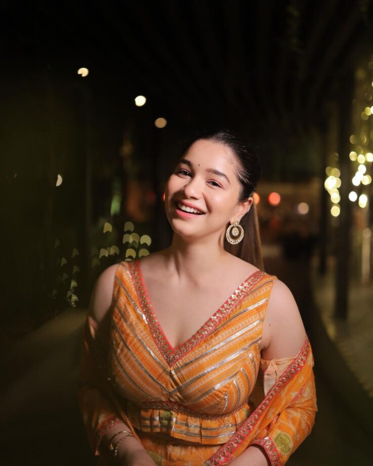 In Pics: Sara Tendulkar’s ethnic fashion is ethereal at its best 780480