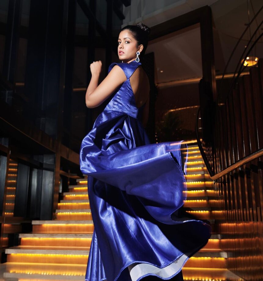 Ishita Dutta Shows Her Elegance In Monotone Satin Gowns; See Pics 788590