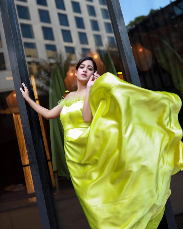 Ishita Dutta Shows Her Elegance In Monotone Satin Gowns; See Pics 788595