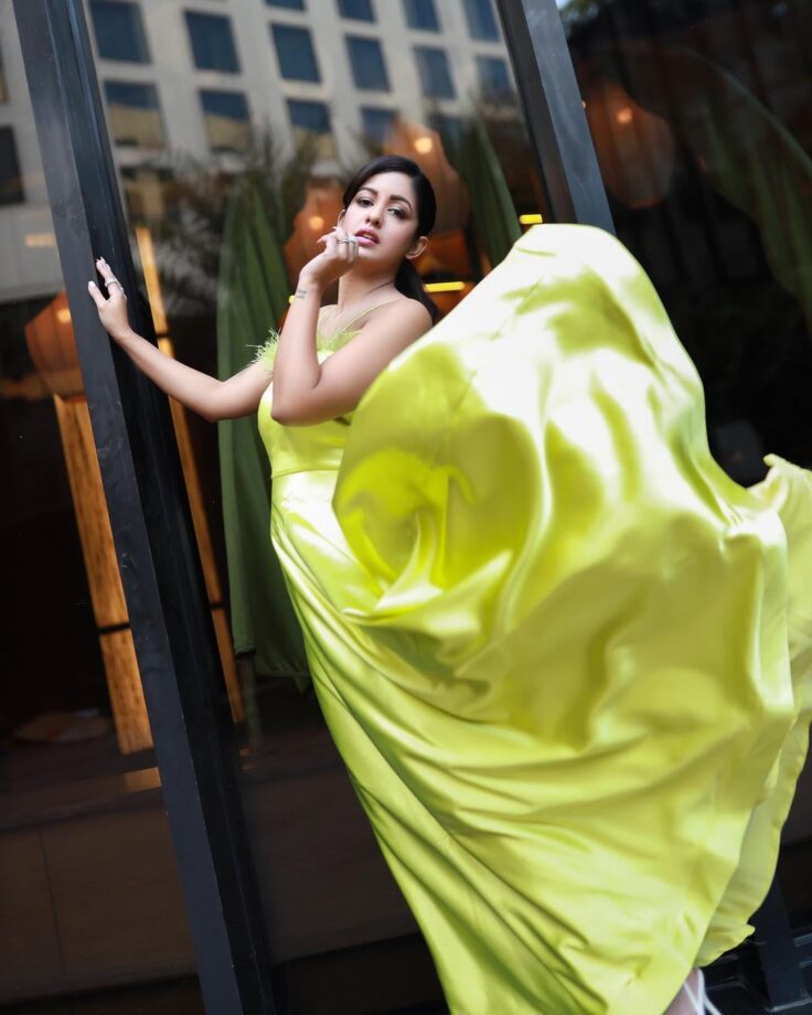 Ishita Dutta Shows Her Elegance In Monotone Satin Gowns; See Pics 788596