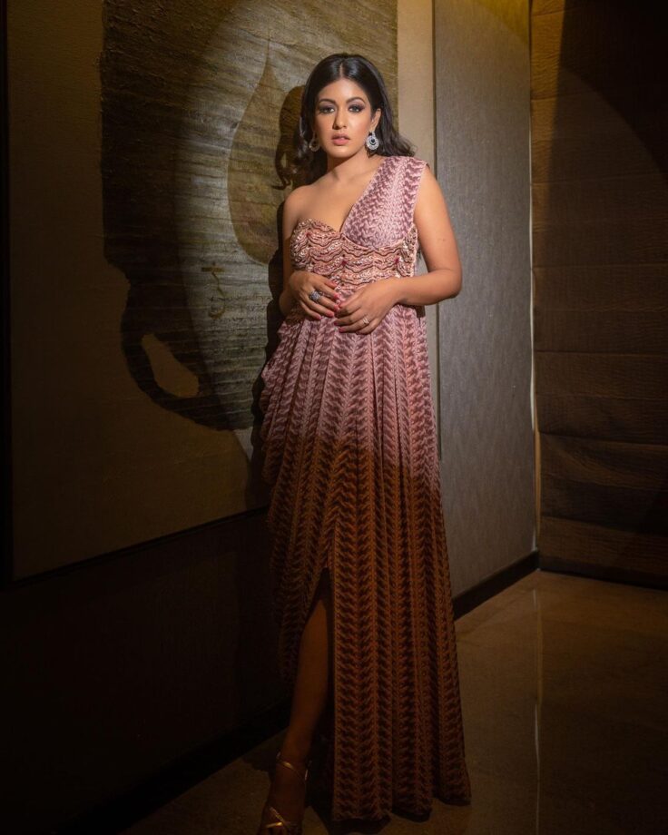 Ishita Dutta Shows Her Elegant Beauty In Monotone One-Shoulder Dresses 791654