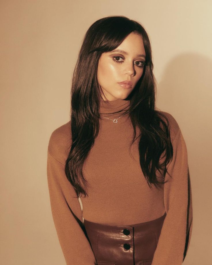 Jenna Ortega's Hot And Classy Style In Casuals; See Pics 782300