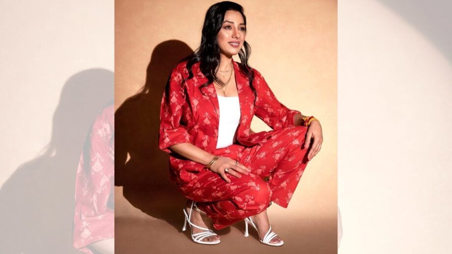 Rupali Ganguly looks resplendent in floral red co-ords 786956