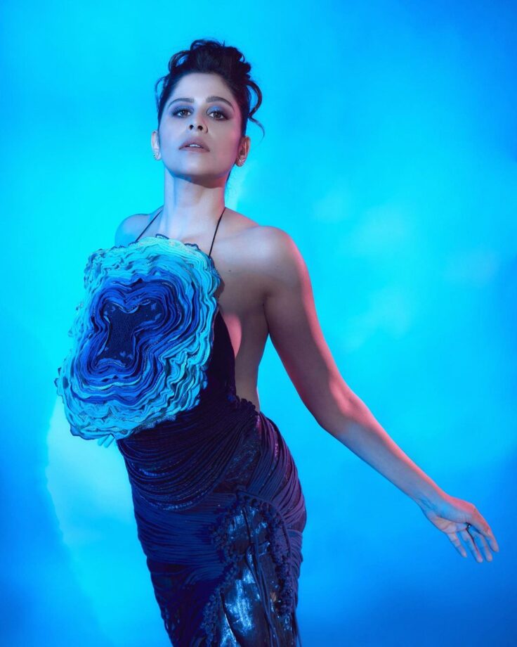 Sai Tamhankar Steals The Glamour In A Dark Blue Halter Neck Layered Dress, Check Photos - 2