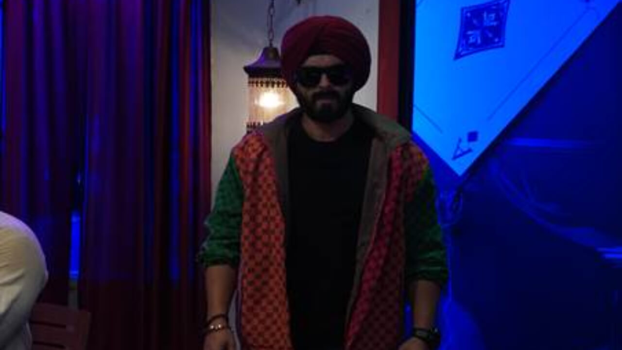 Shoaib Ibrahim’s dons a new look in Star Bharat’s show ‘Ajooni’ 790105
