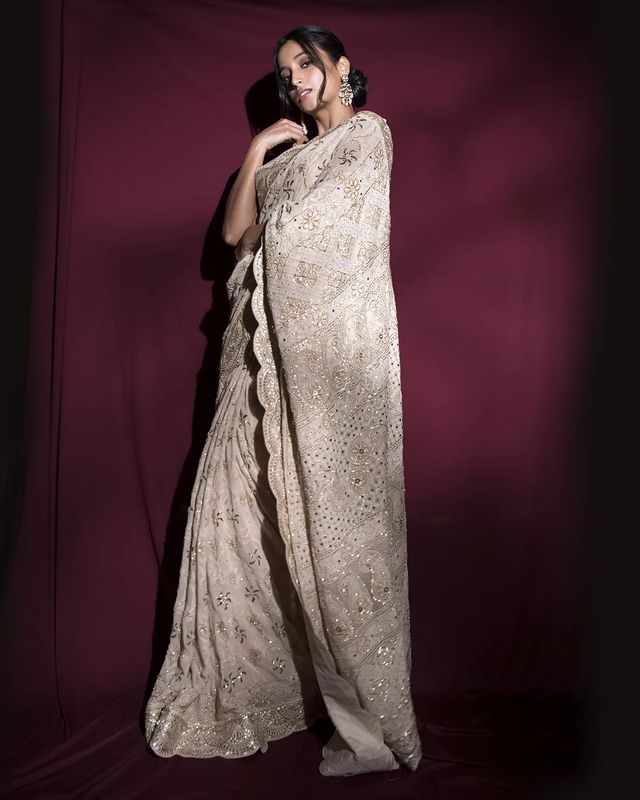 Srinidhi Shetty VS Tapsee Pannu: Who Is Glamorous In White Saree? 781808