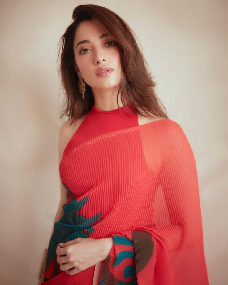 Tamannaah Bhatia’s exclusive stylish blouse collection, see pics 790640