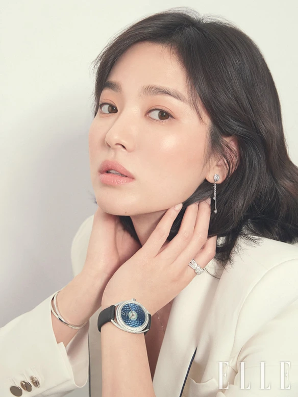 Times Song Hye-kyo Served Sizzling Looks In White Ensembles 780468