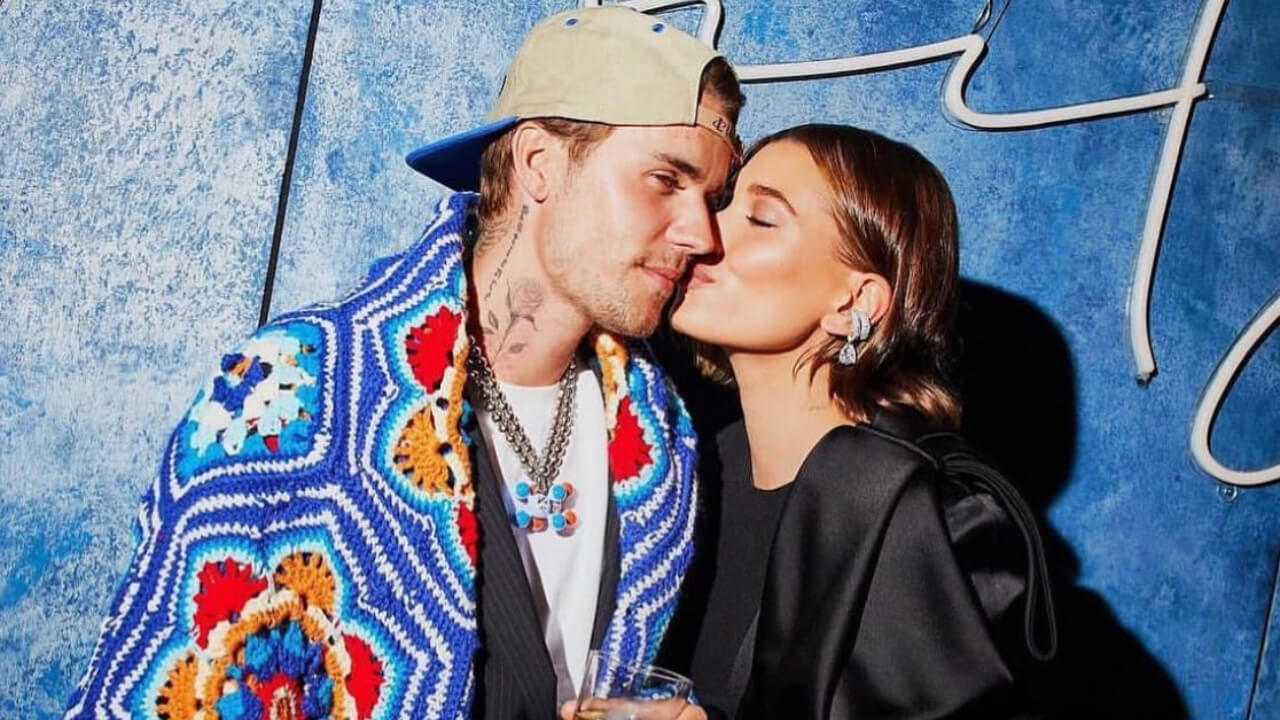 Trending: Justin Bieber gets romantic kiss from wife Hailey Baldwin, internet is in awe 785005