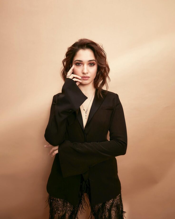 Watch: Tamannaah Bhatia glams up like goddess in chic black ensemble for an event 789807