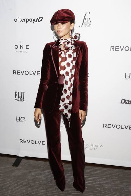 Zendaya Proves That Her Style Is Timeless In Velvet Outfits; See Pics 791127