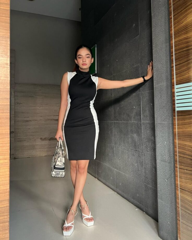 Anushka Sen is all about 'chessboard' vibes in new bodycon dress, see pics 794495