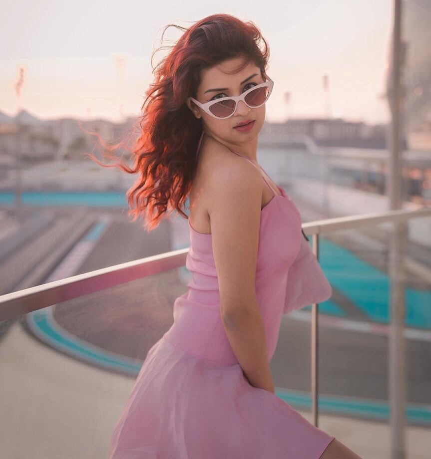 Avneet Kaur's Fiery Sunglass Collection Gives Her Ample Style; Check Here 800072