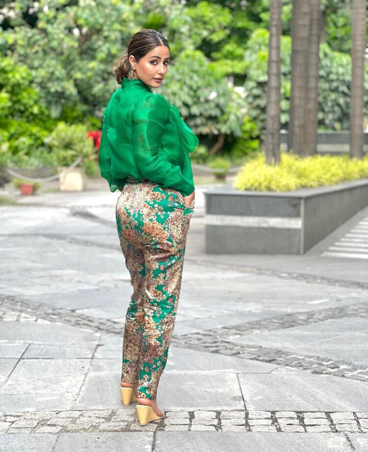 Hina Khan Inspired Moody Printed Summer Outfits Is Must See! 798589