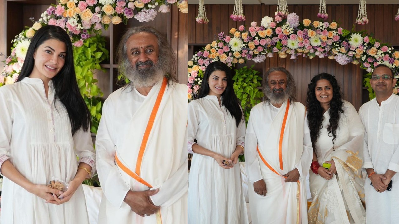 In Pics: Jacqueline Fernandez meets spiritual guru Sri Sri Ravi Shankar, looks surreal in white 794173
