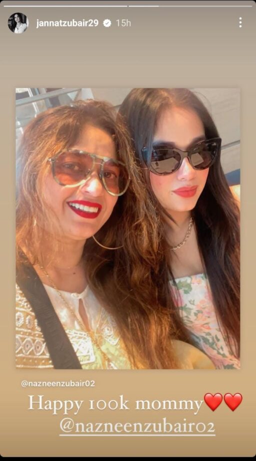 Jannat Zubair Poses With Mommy Dearest; Spreads Her Smile 799154