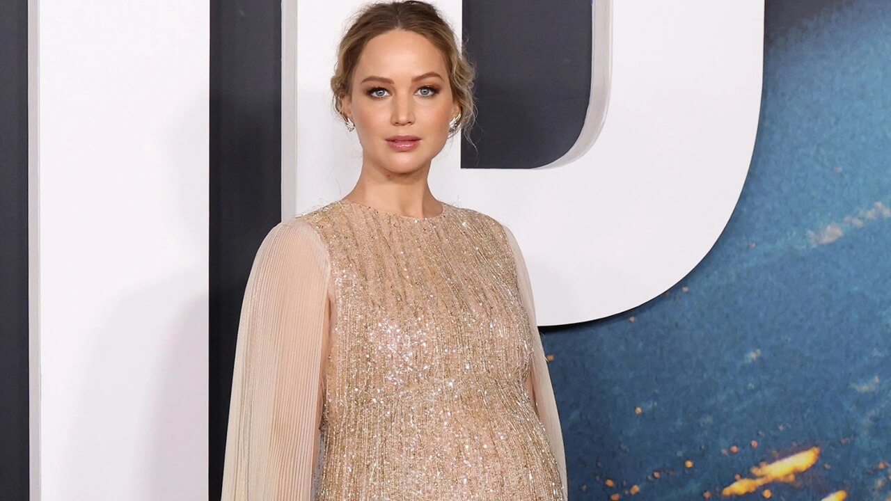 Jennifer Lawrence Had Crush On Seth Meyers, She Even Planned To Ask Him Out; Check Out What Went Wrong?