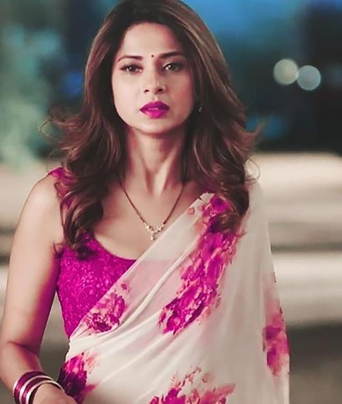 Jennifer Winget's Saree Grace Gives Us The Best Festive Ambience; Check Here 797373