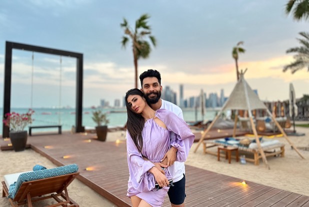 Mouni Roy and Suraj Nambiar's private lovey-dovey moment leaked 796249