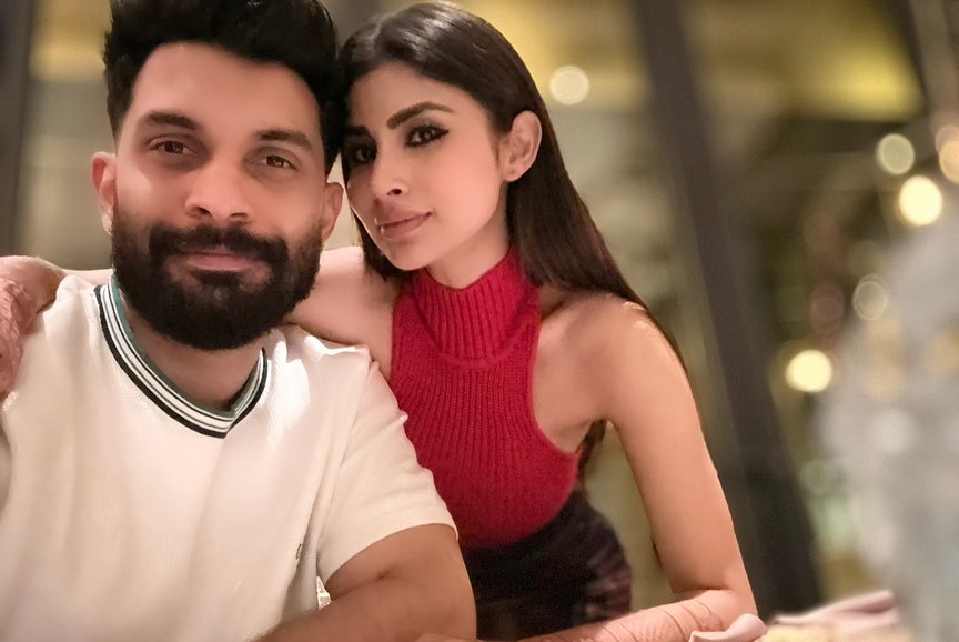 Mouni Roy and Suraj Nambiar's private lovey-dovey moment leaked 796248
